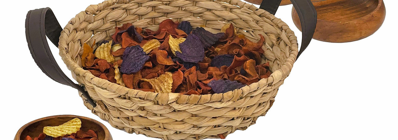 Woven Trays & Baskets 